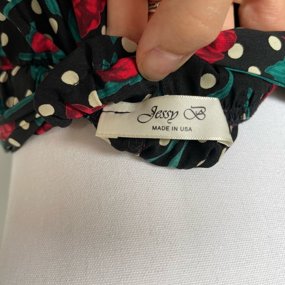 Rose Polka Dot Skirt | Size M | EUC - Picture 7 of 8